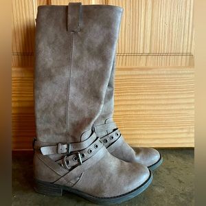 Limelight Boots - Kinley High
